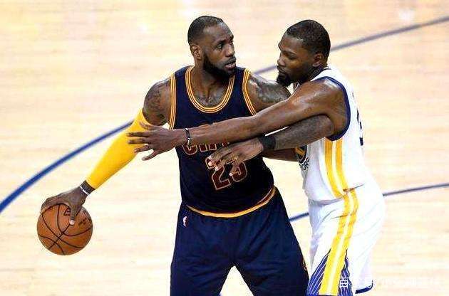 意甲媒体透露：米兰罗马寻锋目标不重合，米兰在关注佩莱格里诺，罗马想要齐尔克泽（意媒：米兰、罗马寻锋目标各异，米兰关注佩莱格里诺，罗马追逐齐尔克泽）