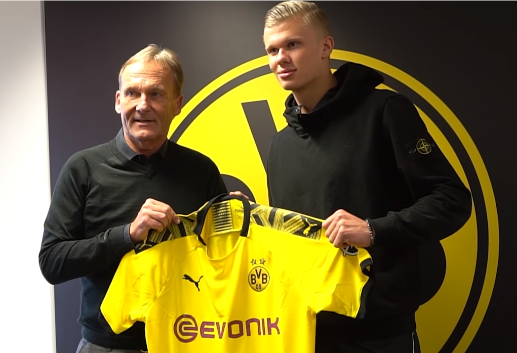 意甲半场：内雷斯双响，那不勒斯3-0亚特兰大（意甲上半场：内雷斯梅开二度，那不勒斯3-0领先亚特兰大）