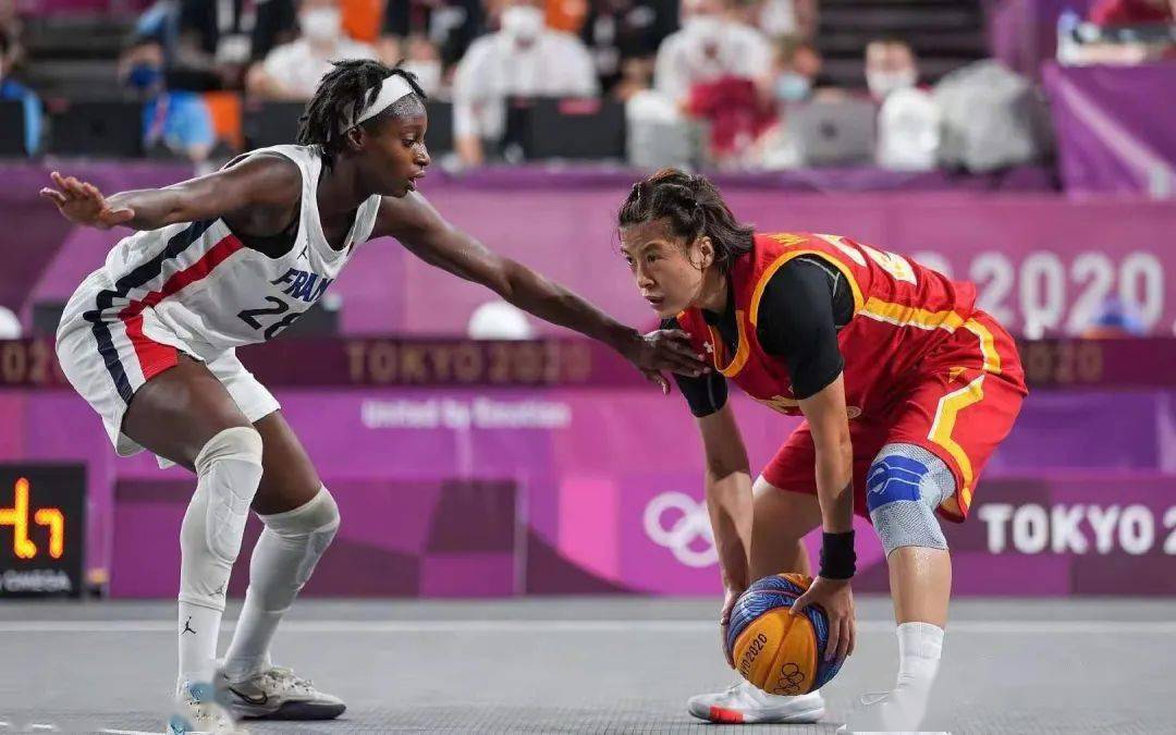 前教练：莱奥小时候的天赋只有C罗能与之相比（前教练：少年莱奥的天赋仅C罗能匹敌）