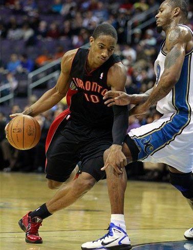 皇马维尼修斯关键进球锁定胜局（维尼修斯关键一击助皇马锁定胜利）