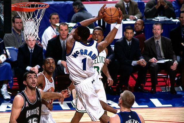 邓卓翔：全队在训练中都非常投入，希望奉献一场精彩的比赛（邓卓翔：全员训练投入，力争奉献精彩一战）