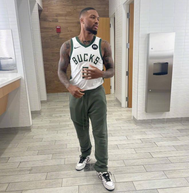 3-0！莎头击败日本队晋级决赛，王楚钦频频爆冲，张本美和出洋相（3-0！“莎头”横扫日本队闯进决赛，王楚钦火力全开频频爆冲，张本美和频现失误）