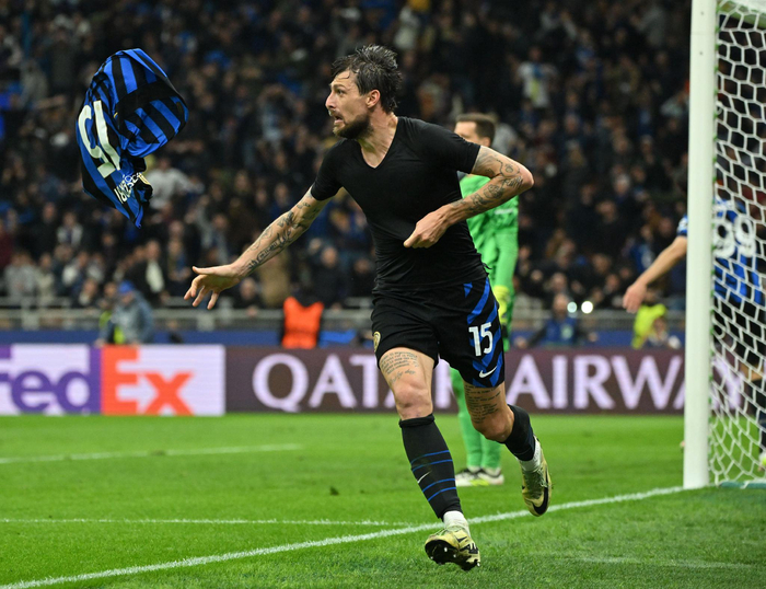 FC26欧冠黄金时刻卡：哈兰德、亚马尔、米利唐、埃斯特旺在列（FC26欧冠黄金时刻卡出炉：哈兰德、亚马尔、米利唐、埃斯特旺入选）