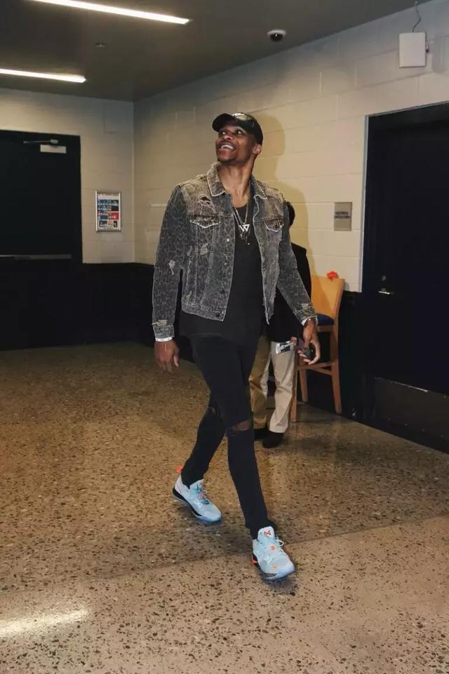 卡纳瓦罗：乌兹别克将从世界杯学习；未来想回意大利证明自己（卡纳瓦罗：乌兹别克将从世界杯汲取经验，未来盼回到意大利再度证明自己）