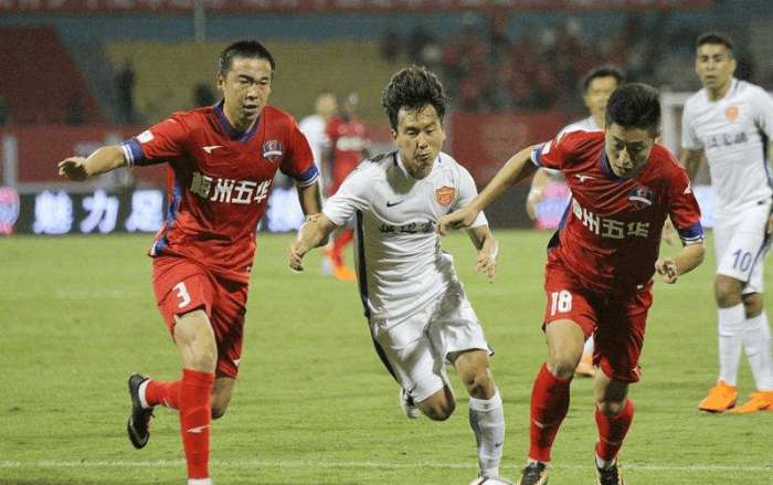 仅次于拉莫斯和魔笛，佩里西奇是欧冠打入点球第三年长的球员（佩里西奇成欧冠点球第三老射手，仅逊拉莫斯与莫德里奇）